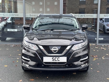 Used Nissan Qashqai 2017 for sale - 76174680: Photo 2