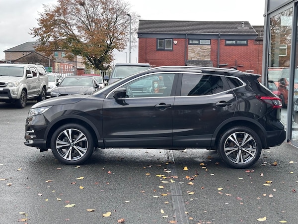 Used Nissan Qashqai 2017 for sale - 76174680: Photo 4