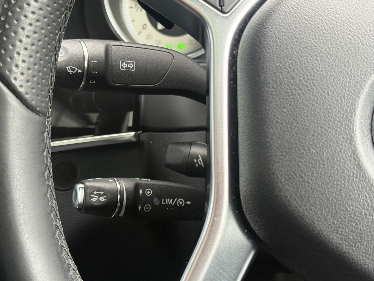 Used Mercedes-Benz E Class for sale - 77784080: Photo 16