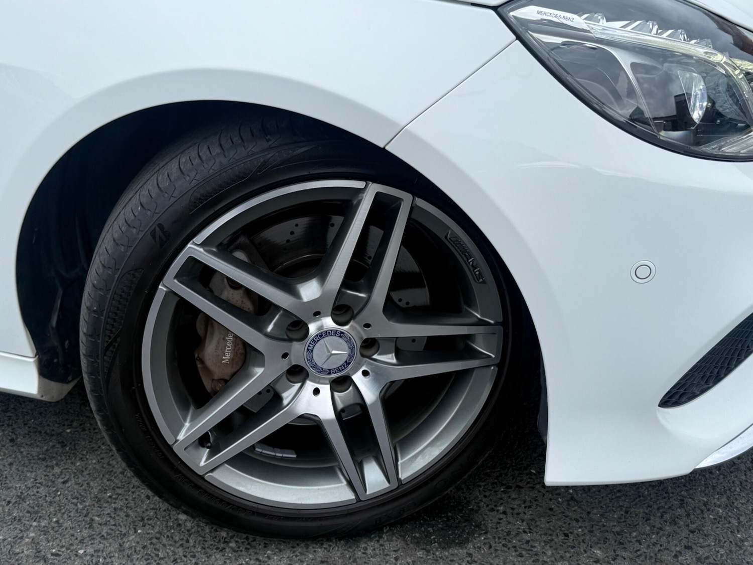 Used Mercedes-Benz E Class for sale - 77784080: Photo 2