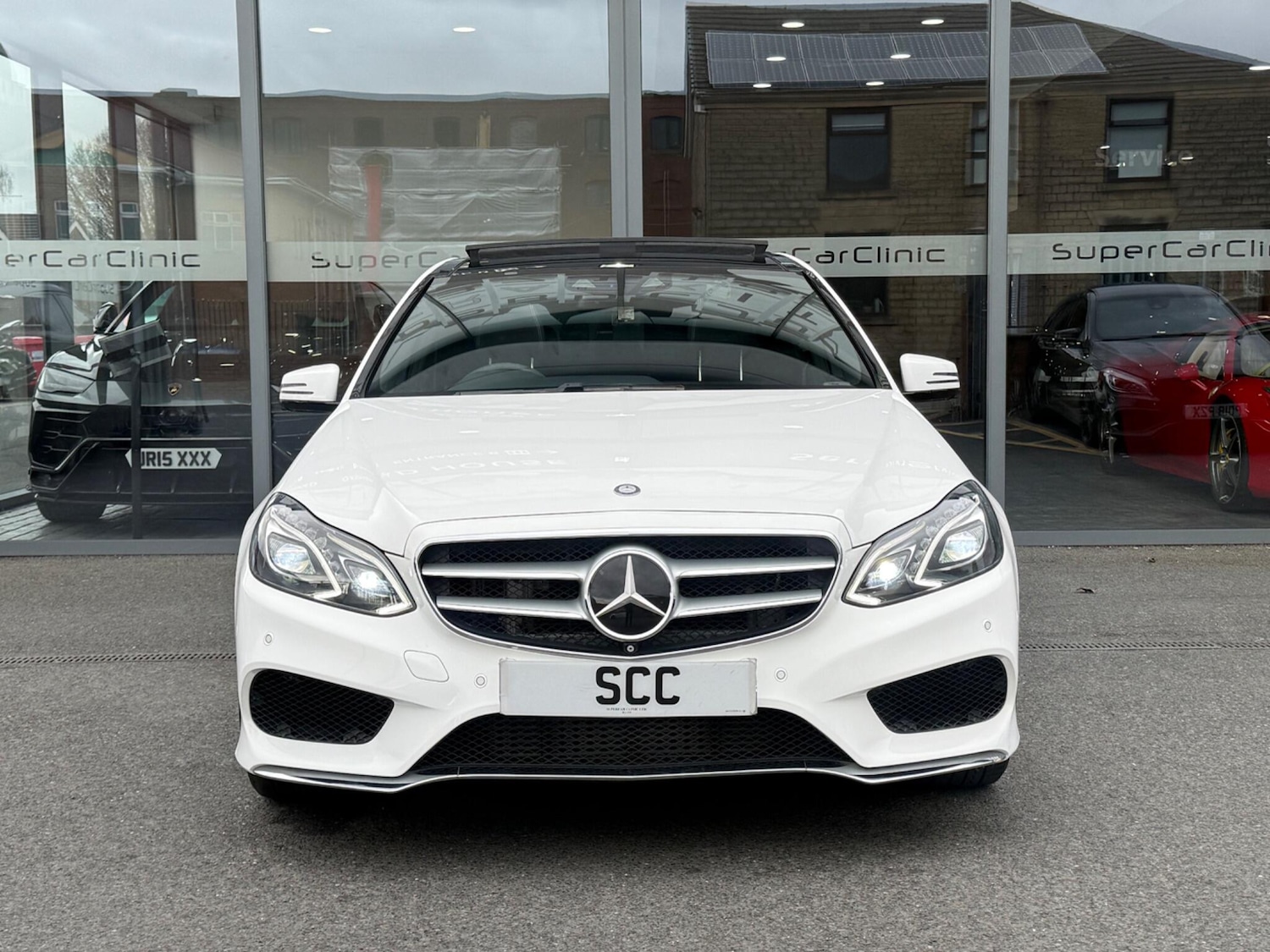 Used Mercedes-Benz E Class for sale - 77784080: Photo 4