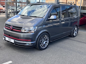 Used Volkswagen Transporter 2017 for sale - 76073199: Photo