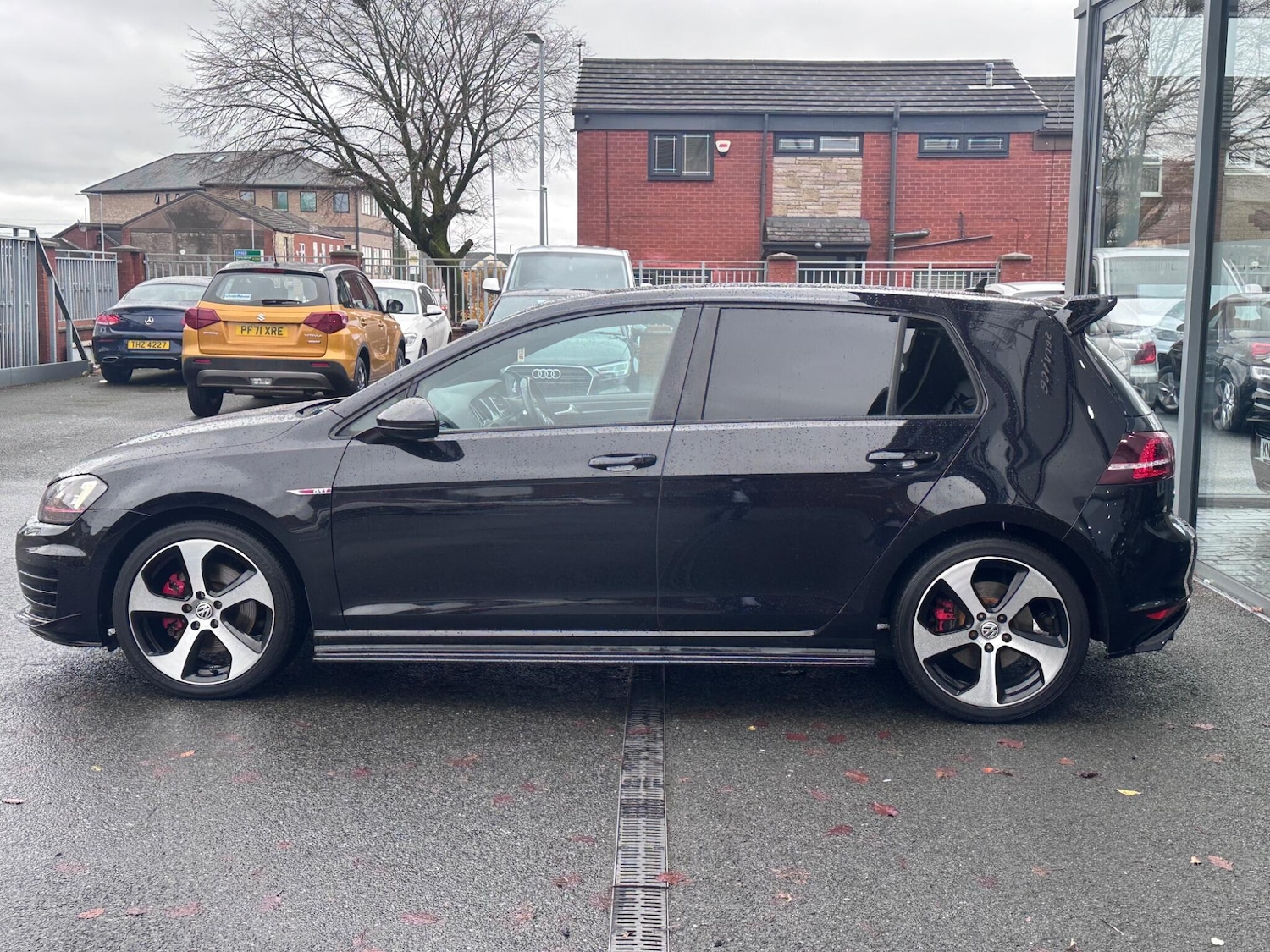 Used Volkswagen Golf 2025 for sale - 76472656: Photo 4