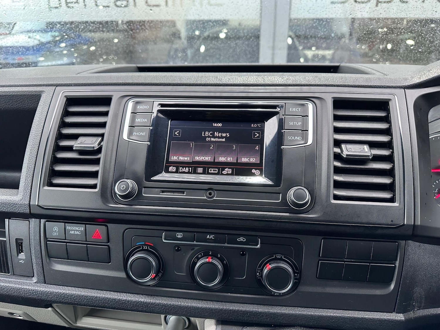 Used Volkswagen Transporter 2018 for sale - 76584277: Photo 18