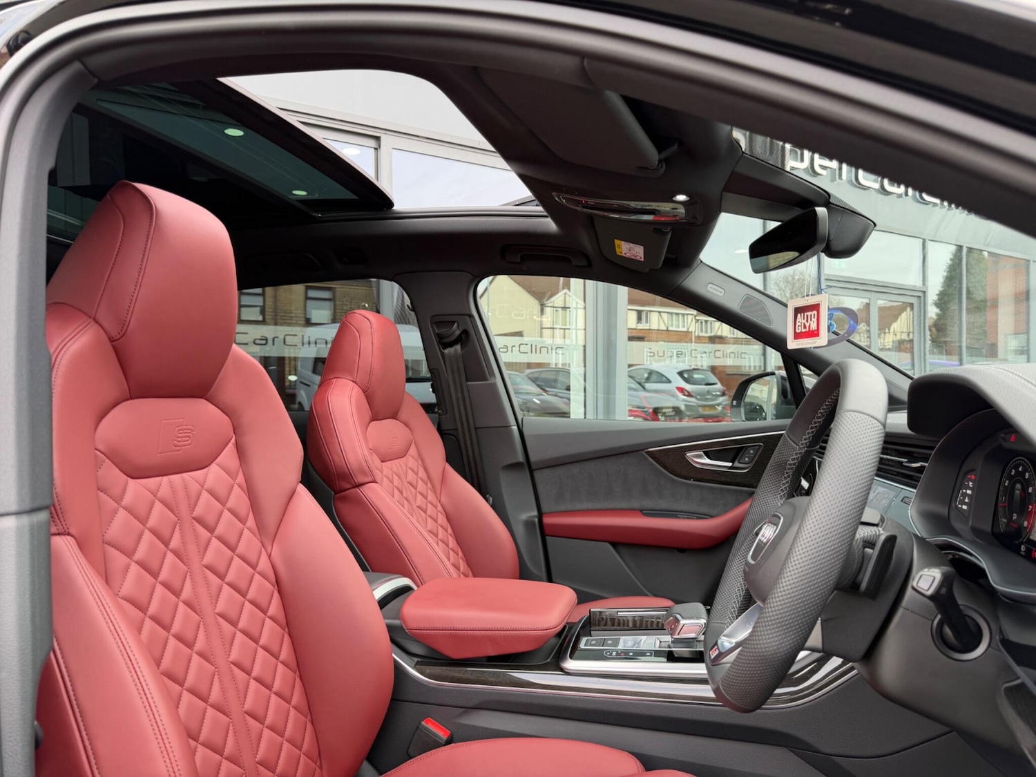 Used Audi SQ7 2025 for sale - 77439999: Photo 2