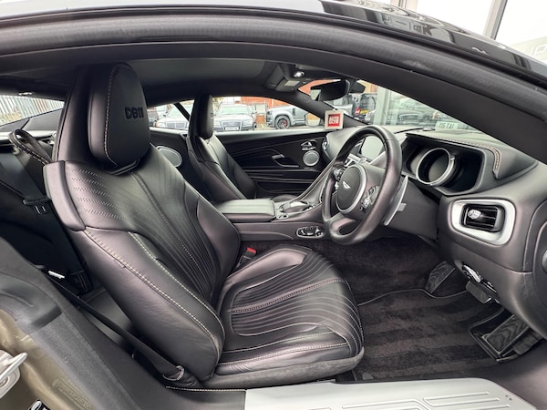 Used Aston Martin DB11 2016 for sale - 76259324: Photo 23