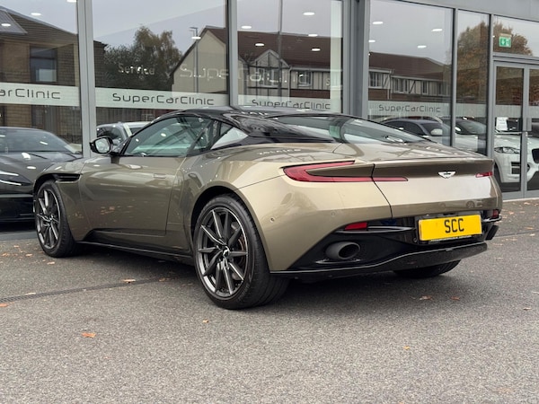 Used Aston Martin DB11 2016 for sale - 76259324: Photo 7