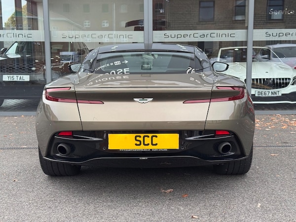 Used Aston Martin DB11 2016 for sale - 76259324: Photo 8