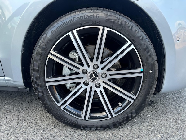 Used Mercedes-Benz V-Class 2024 for sale - 75657208: Photo 12