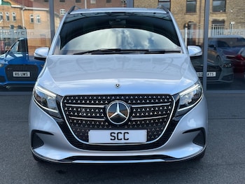 Used Mercedes-Benz V-Class 2024 for sale - 75657208: Photo