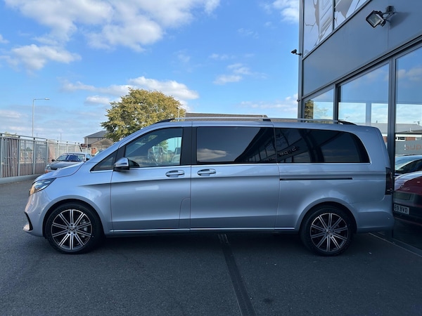 Used Mercedes-Benz V-Class 2024 for sale - 75657208: Photo 5