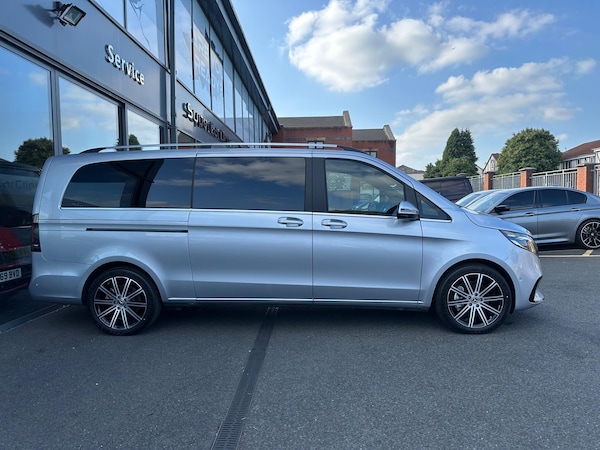 Used Mercedes-Benz V-Class 2024 for sale - 75657208: Photo 6