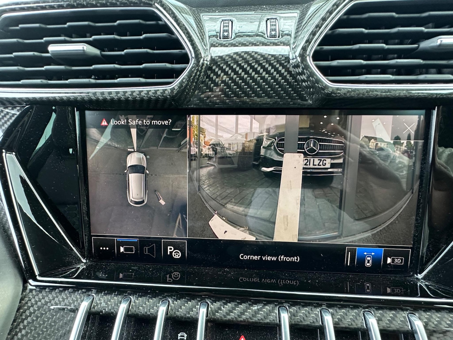 Used Lamborghini Urus 2022 for sale - 76500015: Photo 30