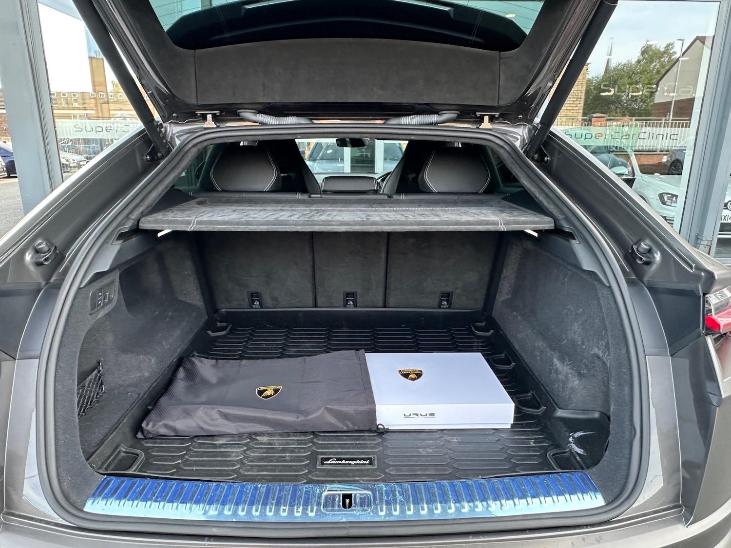 Used Lamborghini Urus 2022 for sale - 76500015: Photo 36