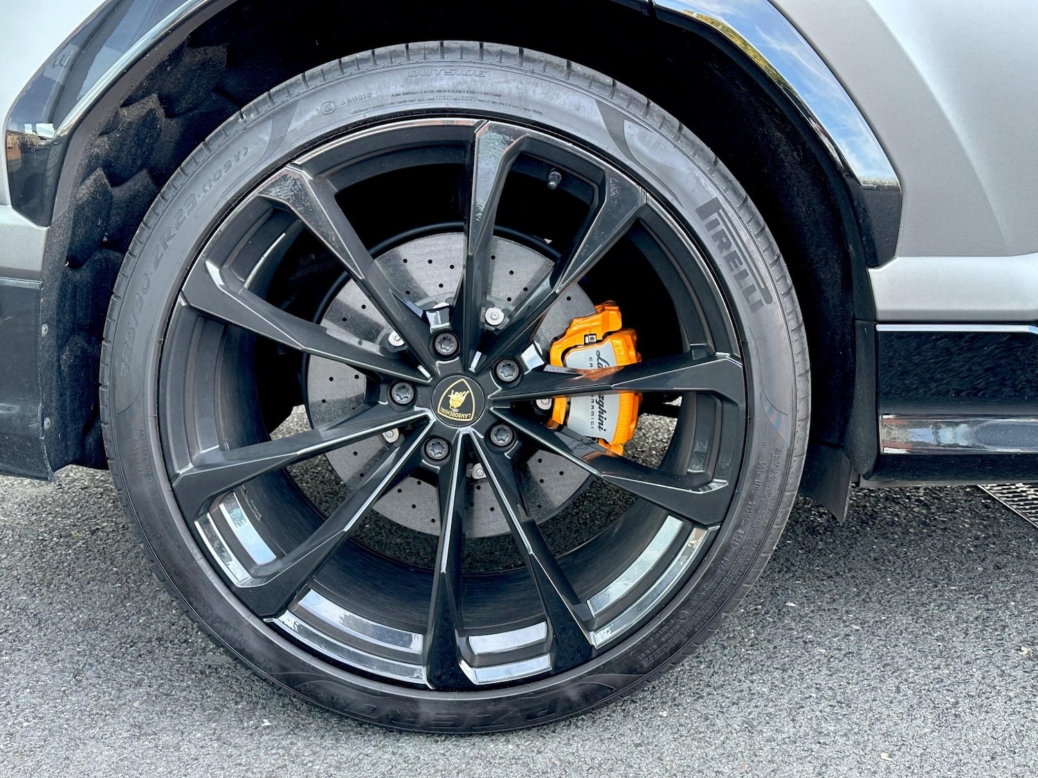 Used Lamborghini Urus 2022 for sale - 76500015: Photo 9