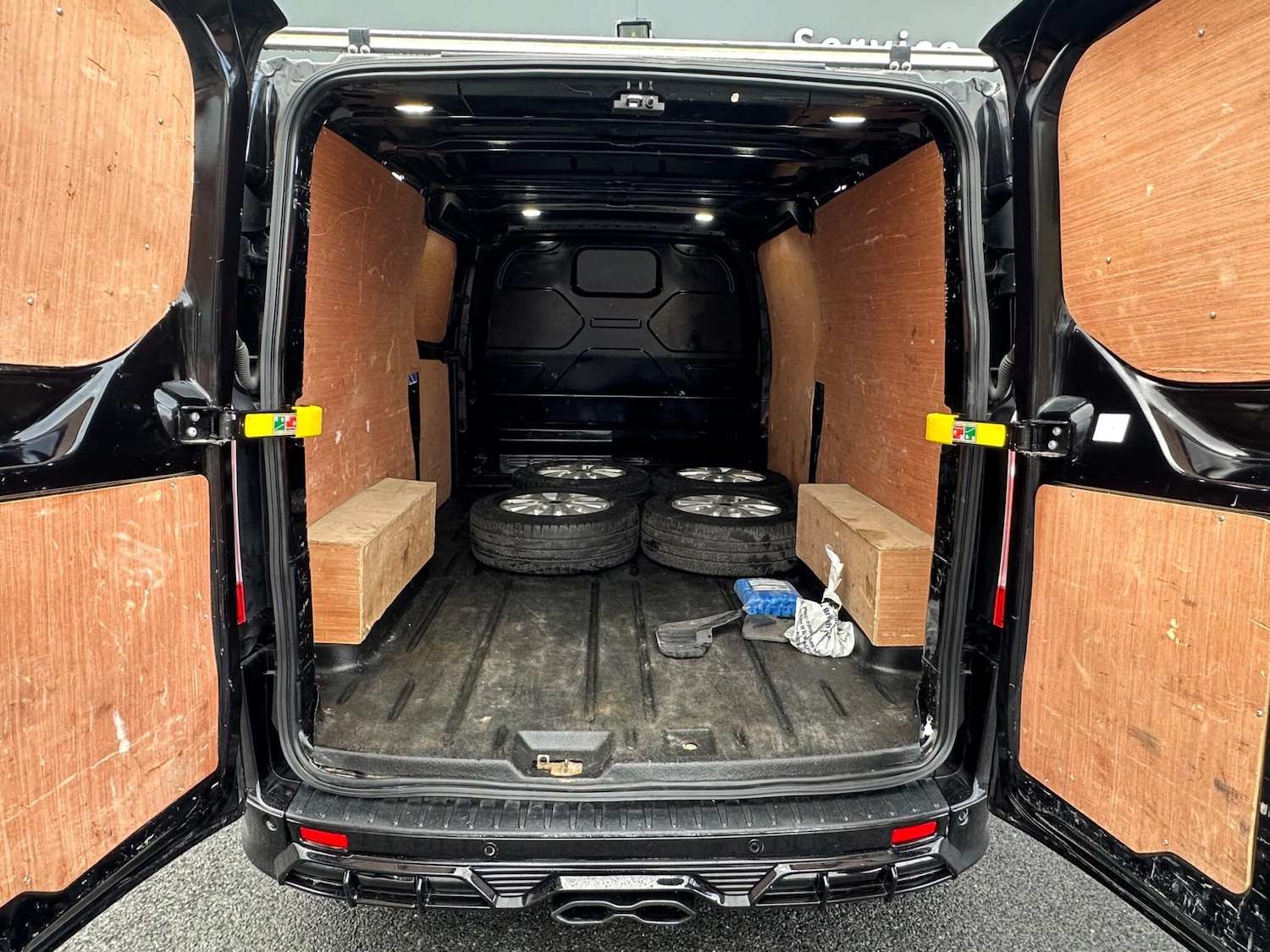 Vehicle 33