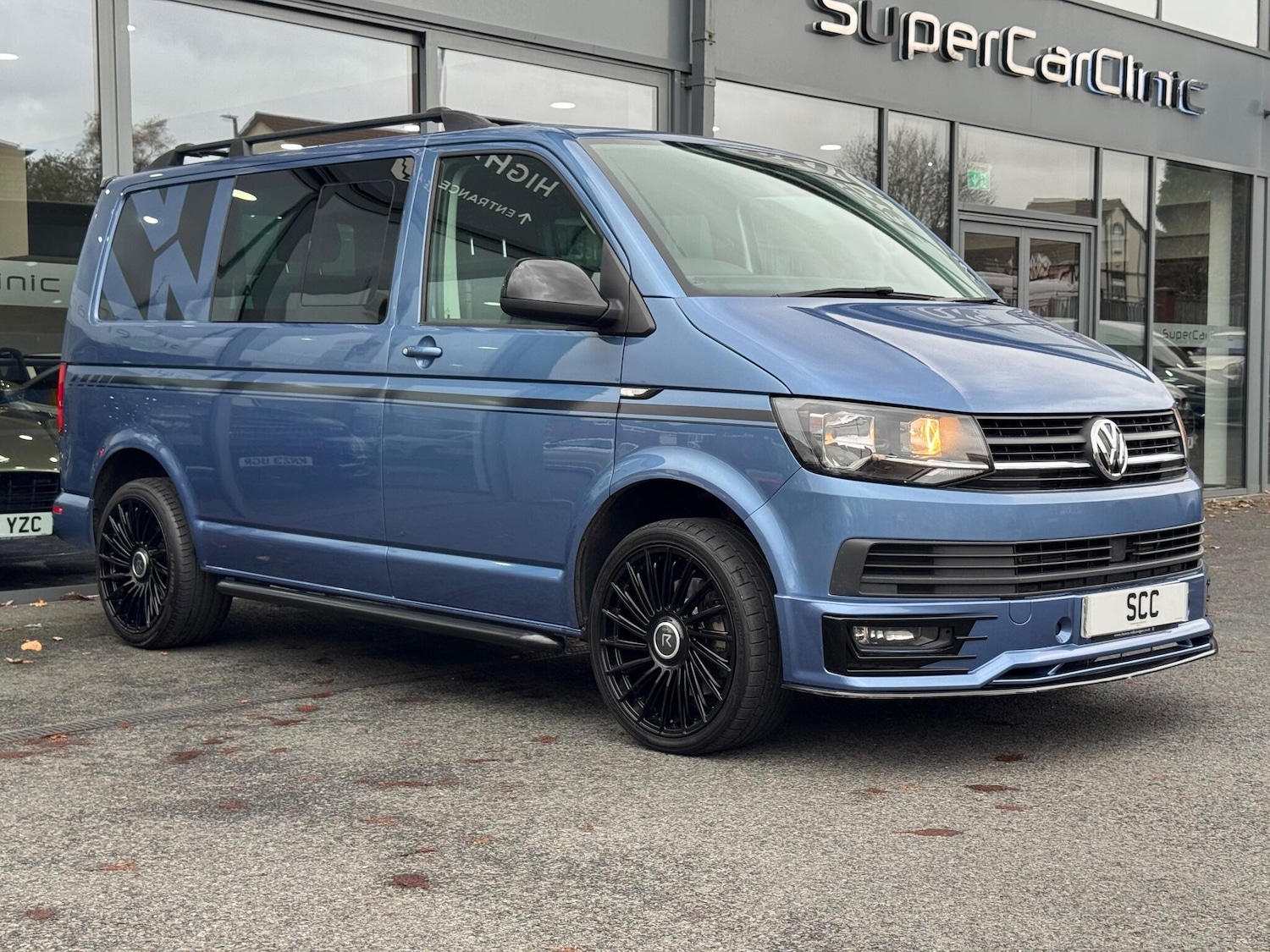 Used Volkswagen Transporter 2018 for sale - 76431818: Photo 1