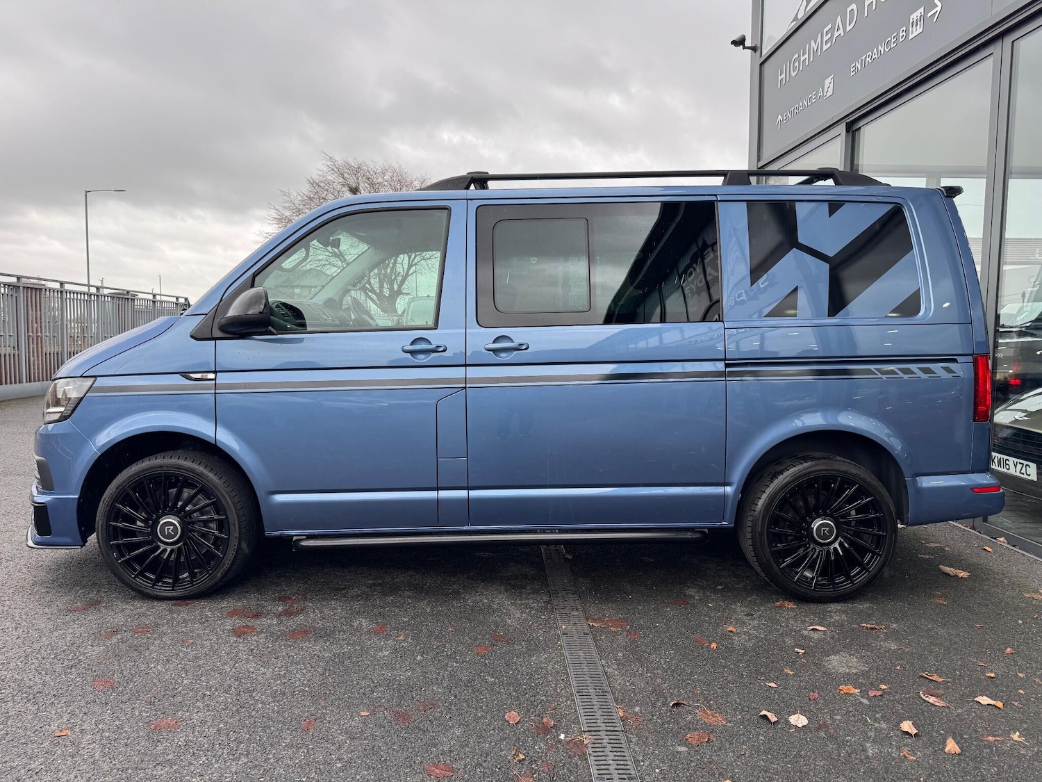 Used Volkswagen Transporter 2018 for sale - 76431818: Photo 3