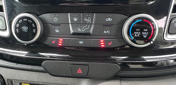 Used Ford Transit Custom 2019 for sale - 76188543: Photo 24