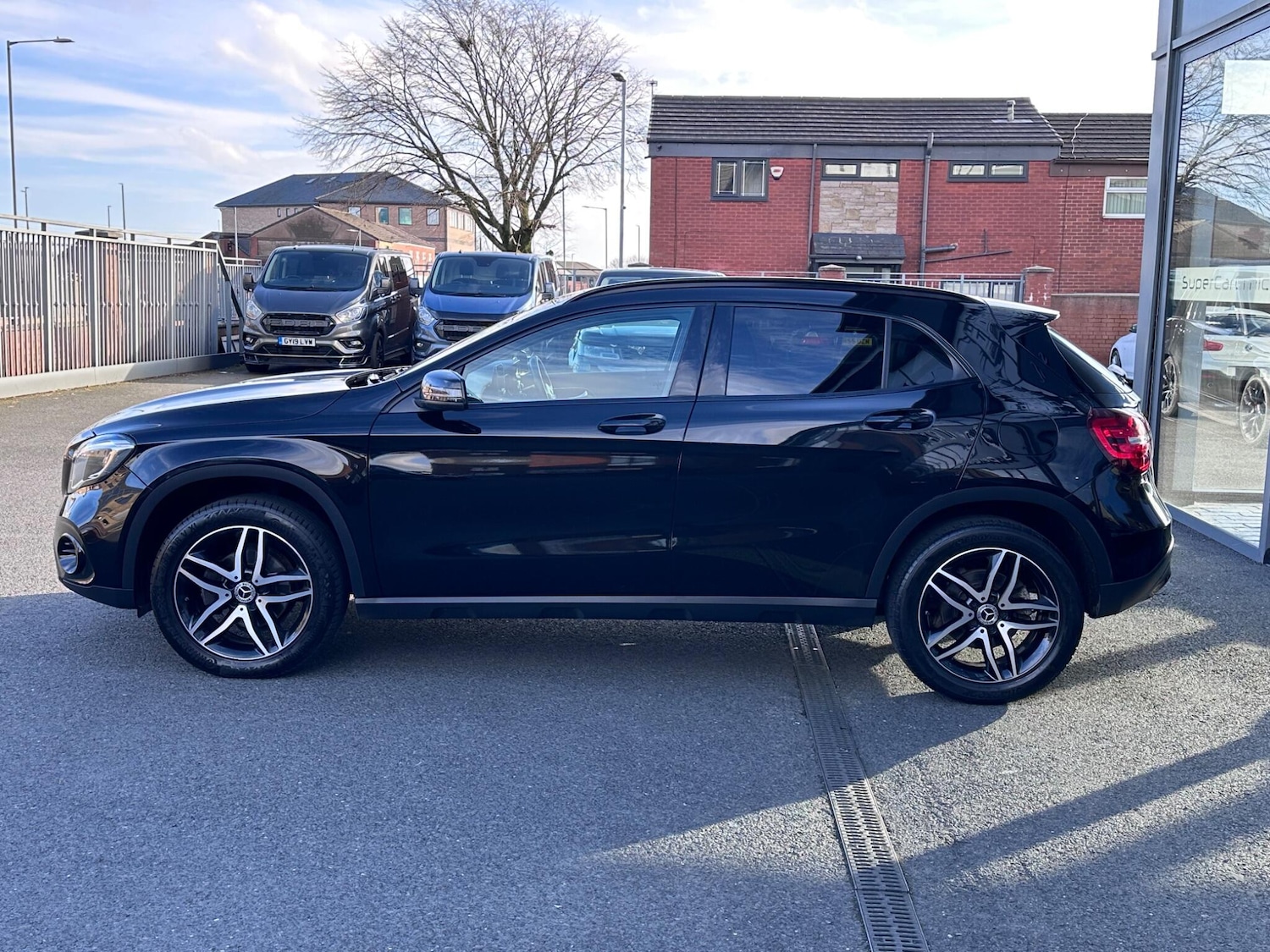 Used Mercedes-Benz GLA 2019 for sale - 77315045: Photo 4