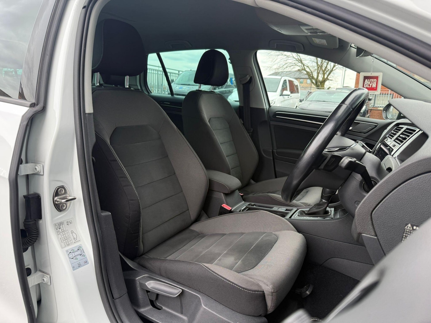 Used Volkswagen Golf 2026 for sale - 78147962: Photo 11