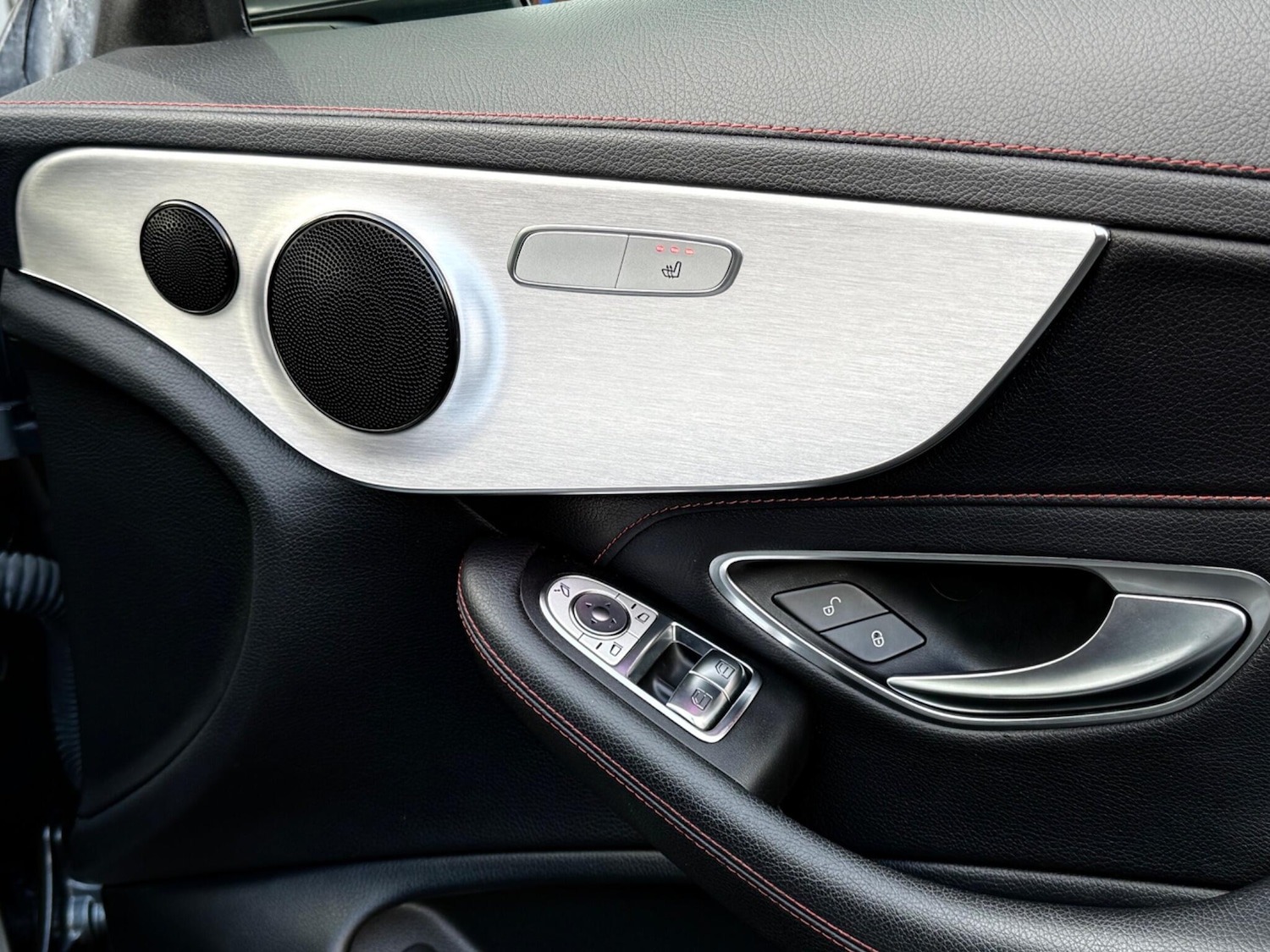 Used Mercedes-Benz C Class 2020 for sale - 76633169: Photo 9