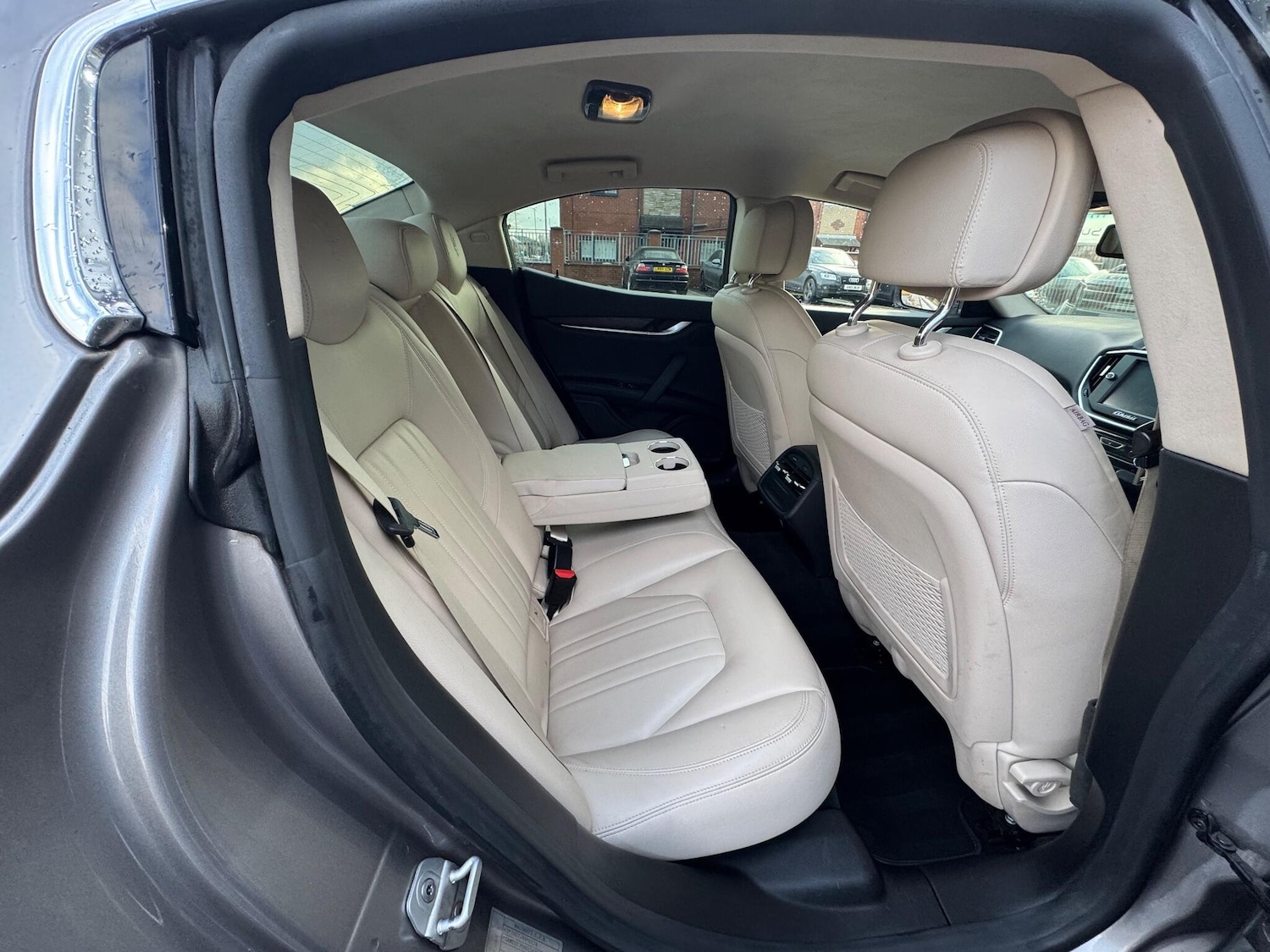 Used Maserati Ghibli 2016 for sale - 76752823: Photo 11