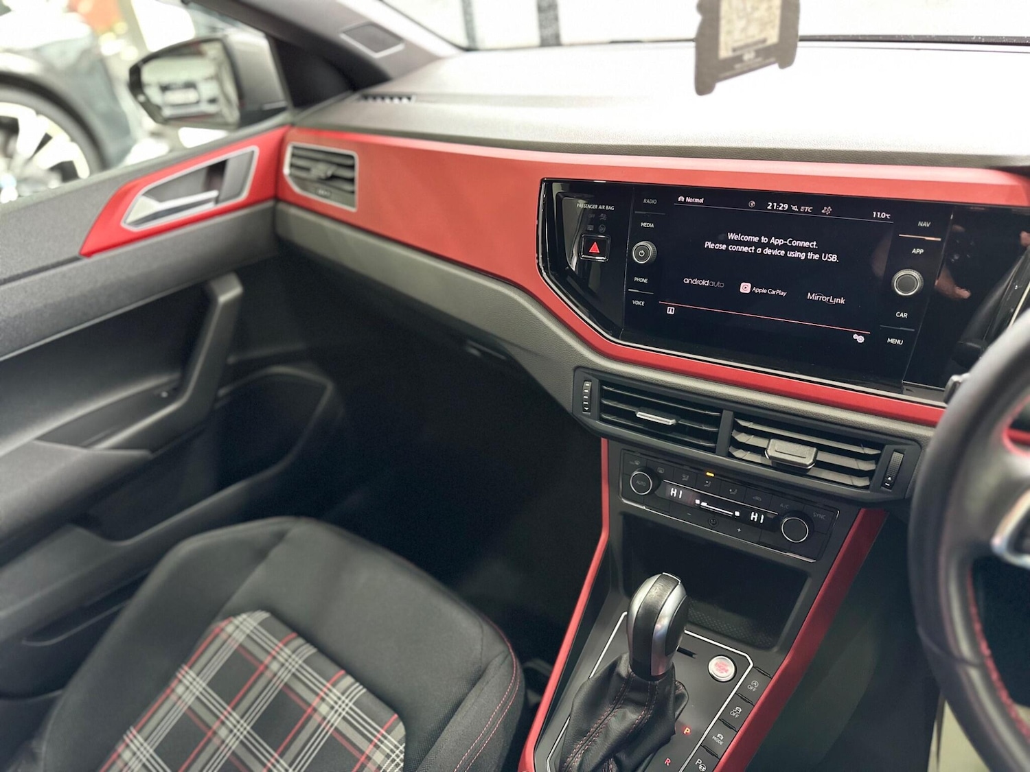 Used Volkswagen Polo for sale - 78135880: Photo 29