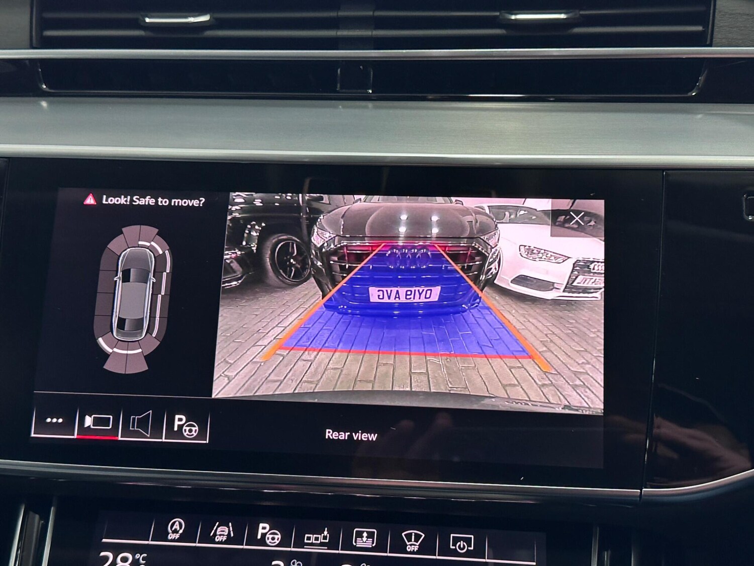 Used Audi A8 2018 for sale - 77824295: Photo 23