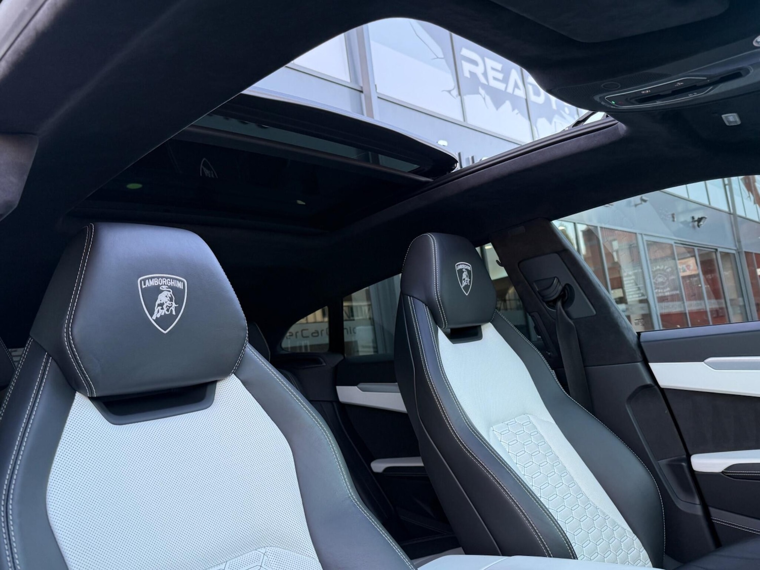 Used Lamborghini Urus 2019 for sale - 77090778: Photo 17