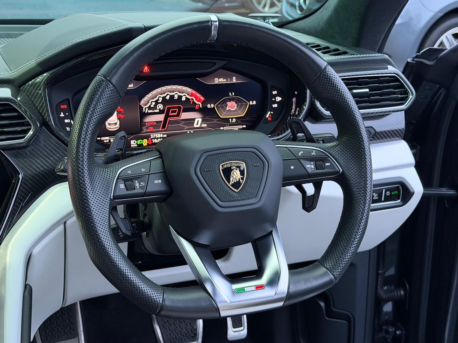 Used Lamborghini Urus 2019 for sale - 77090778: Photo 22