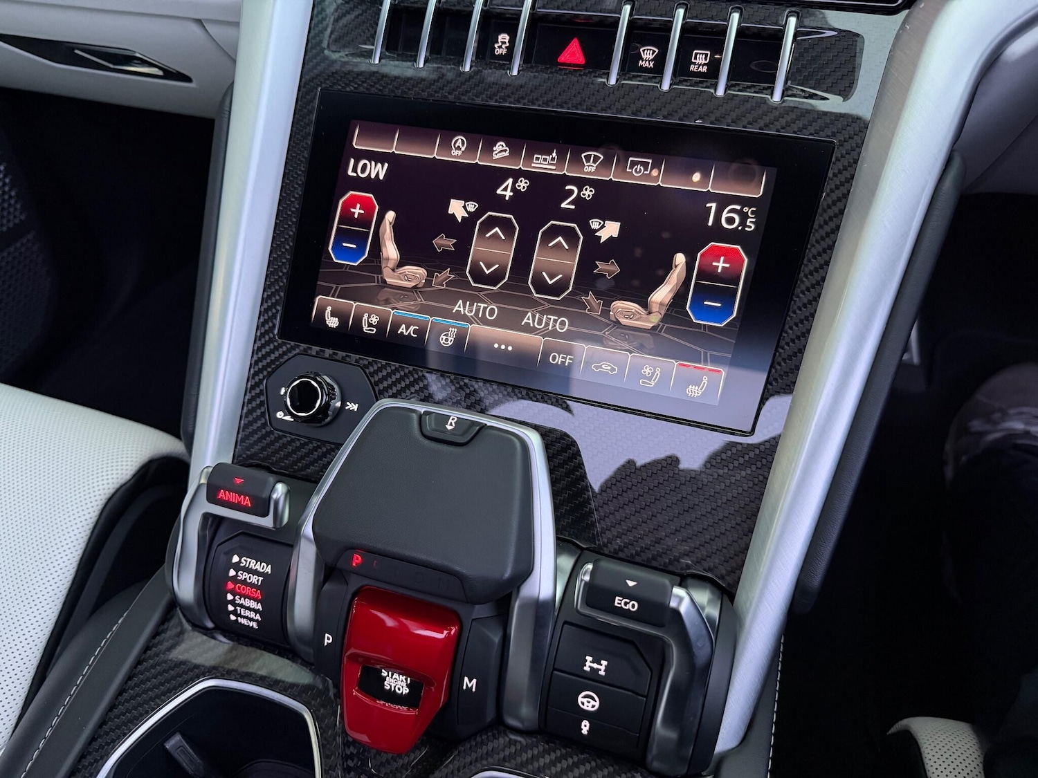 Used Lamborghini Urus 2019 for sale - 77090778: Photo 28