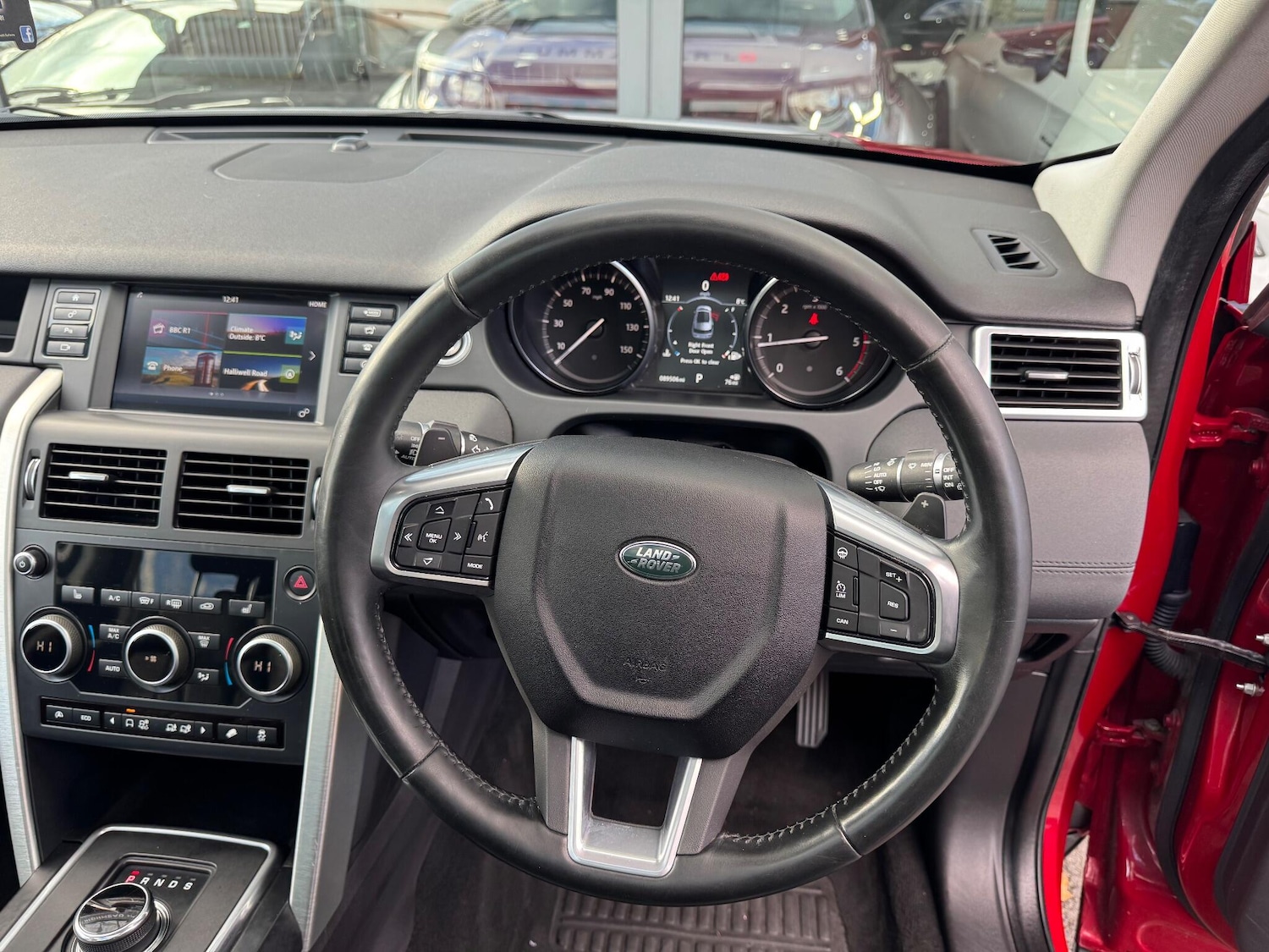 Used Land Rover Discovery Sport 2017 for sale - 76377903: Photo 12