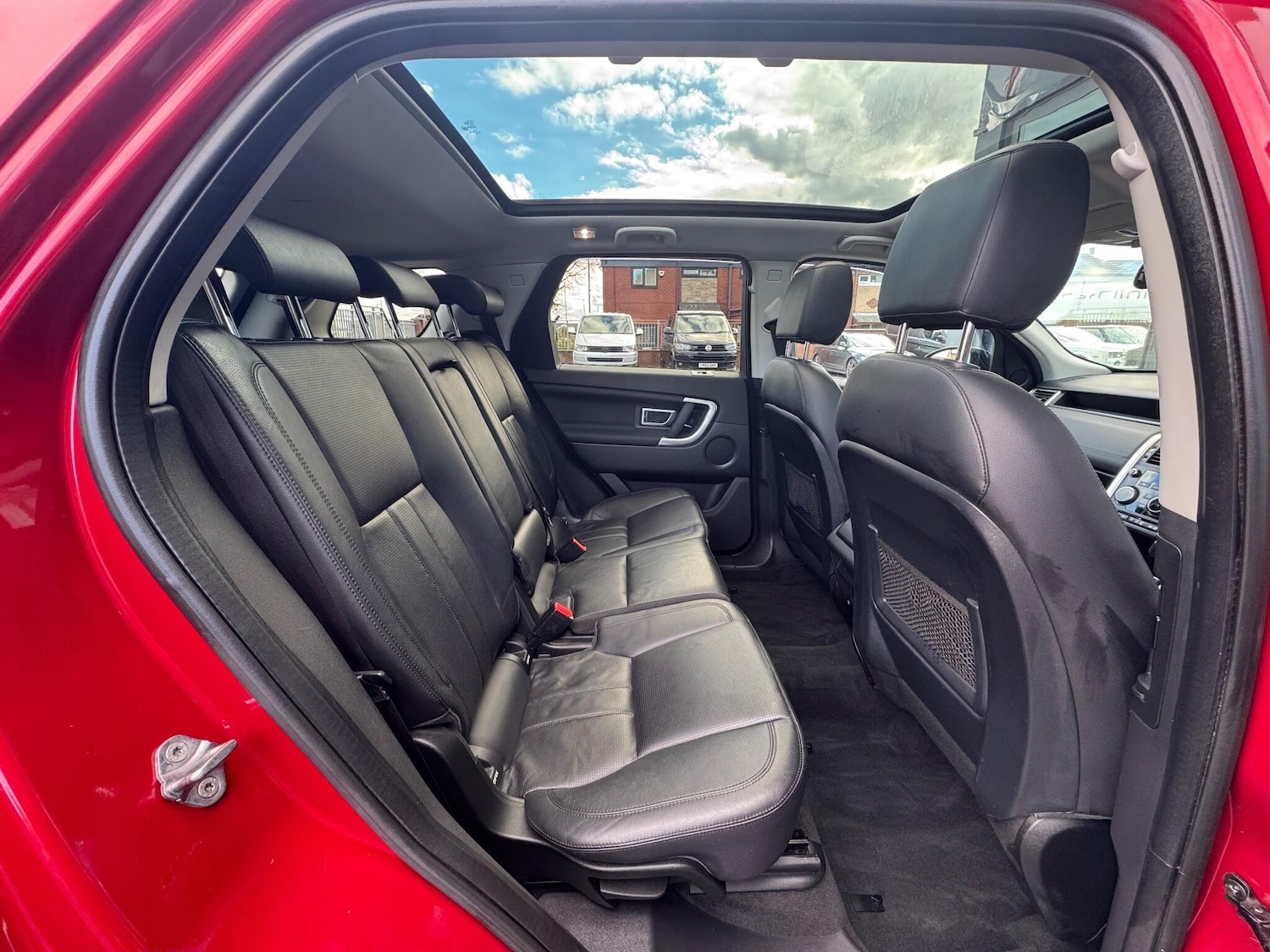 Used Land Rover Discovery Sport 2017 for sale - 76377903: Photo 19
