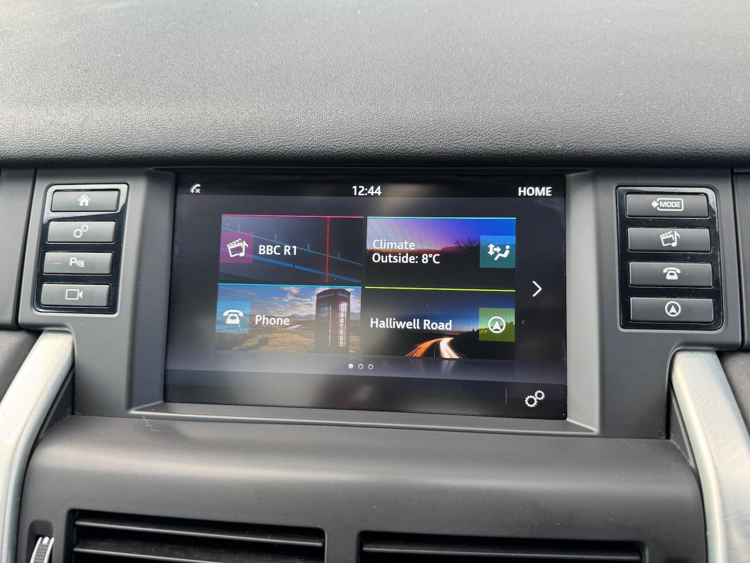 Used Land Rover Discovery Sport 2017 for sale - 76377903: Photo 22