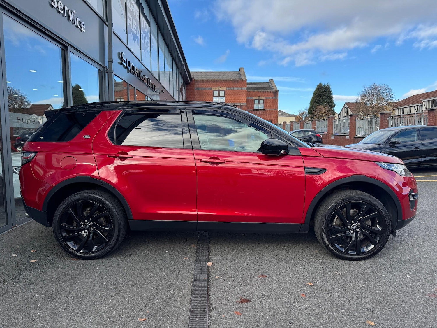 Used Land Rover Discovery Sport 2017 for sale - 76377903: Photo 4