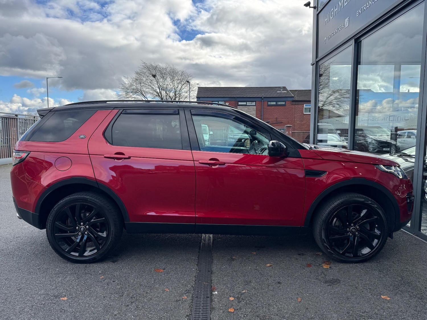 Used Land Rover Discovery Sport 2017 for sale - 76377903: Photo 8