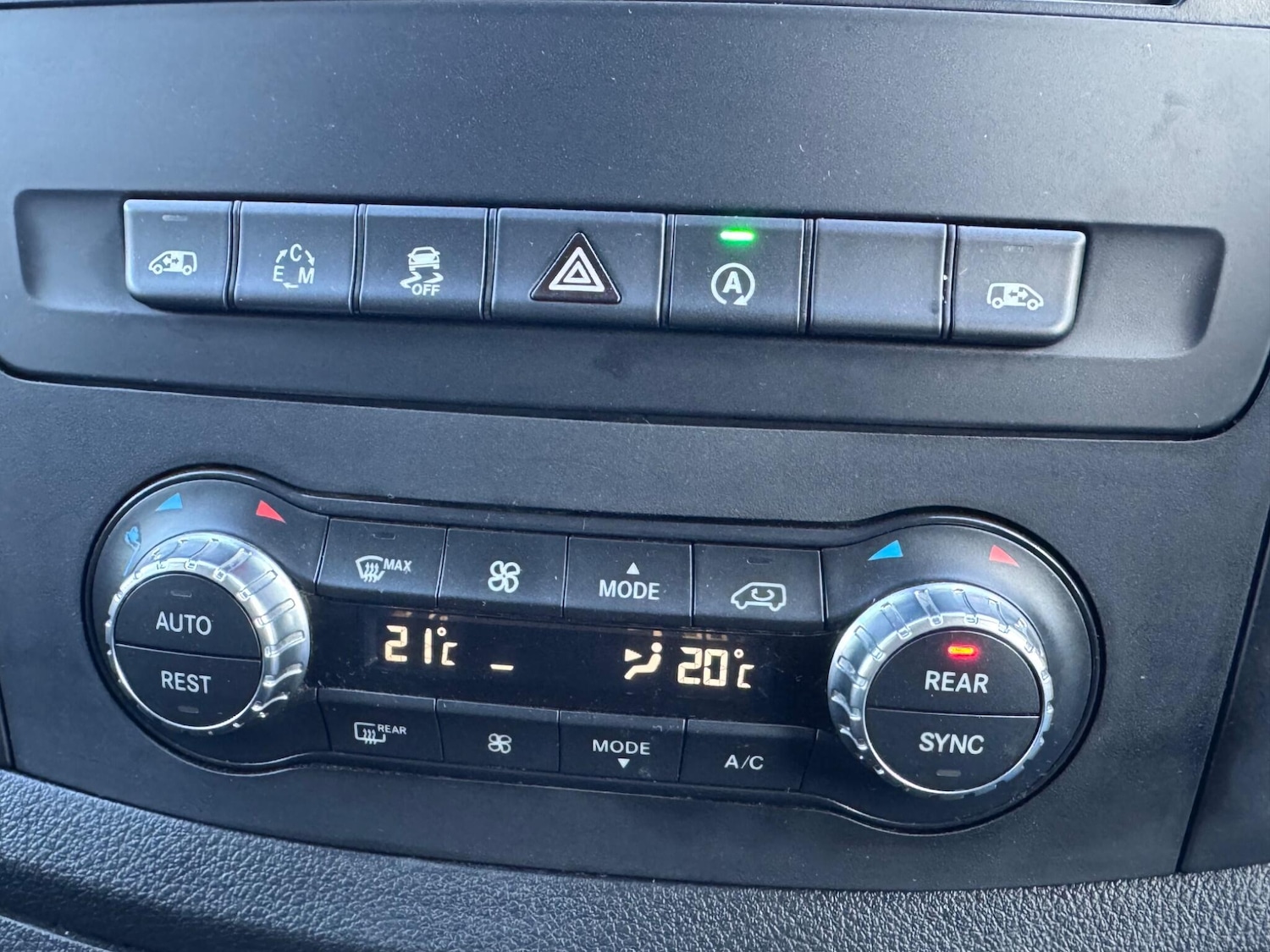 Used Mercedes-Benz Vito 2016 for sale - 77924969: Photo 25