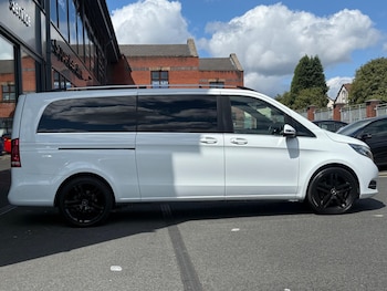 Used Mercedes-Benz V-Class 2016 for sale - 79396201: Photo