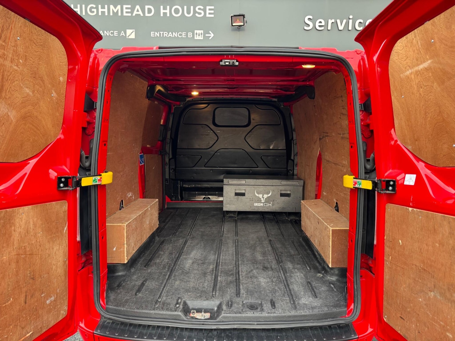 Used Ford Transit Custom 2019 for sale - 77345500: Photo 10