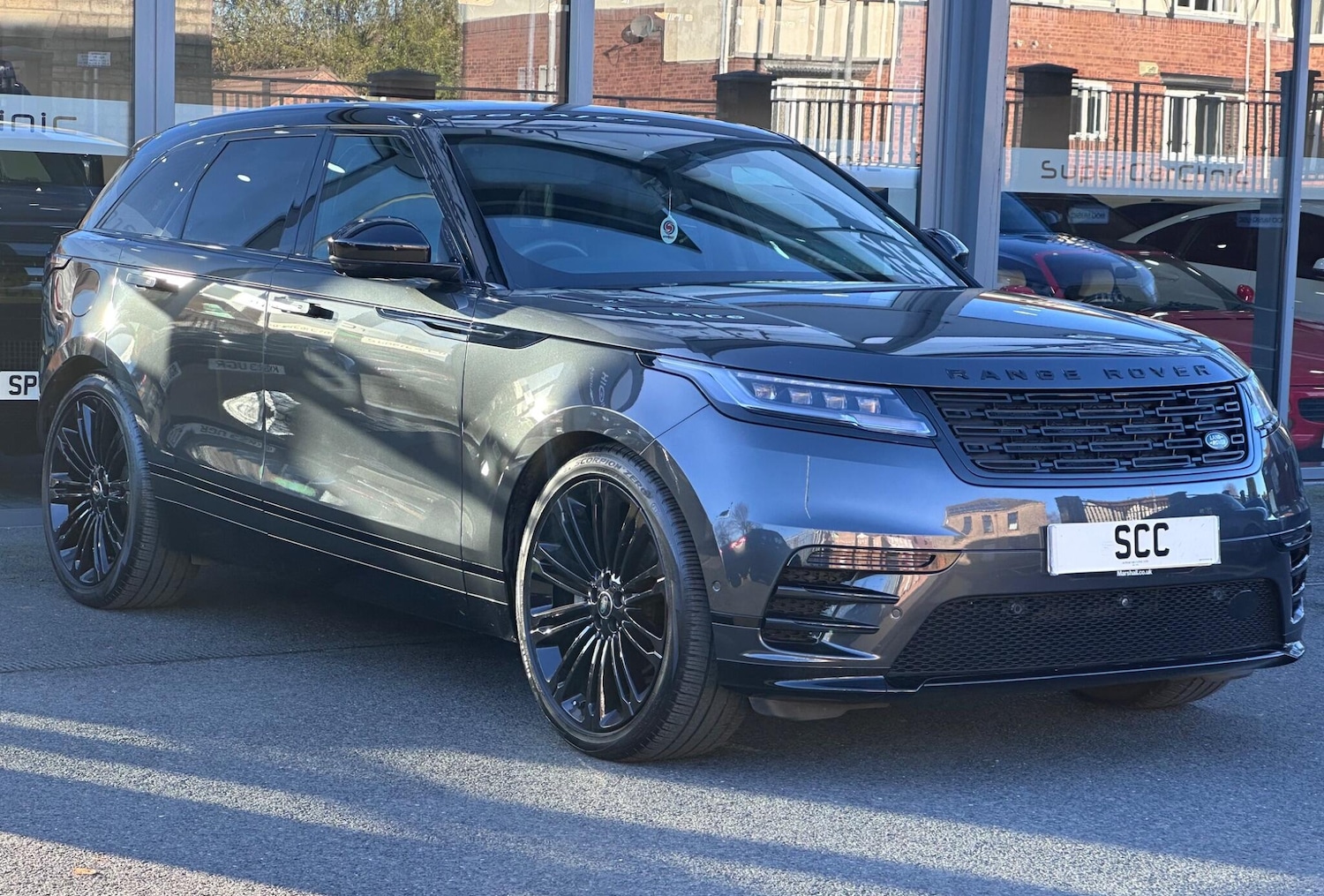 Used Land Rover Range Rover Velar 2023 for sale - 76701827: Photo 1