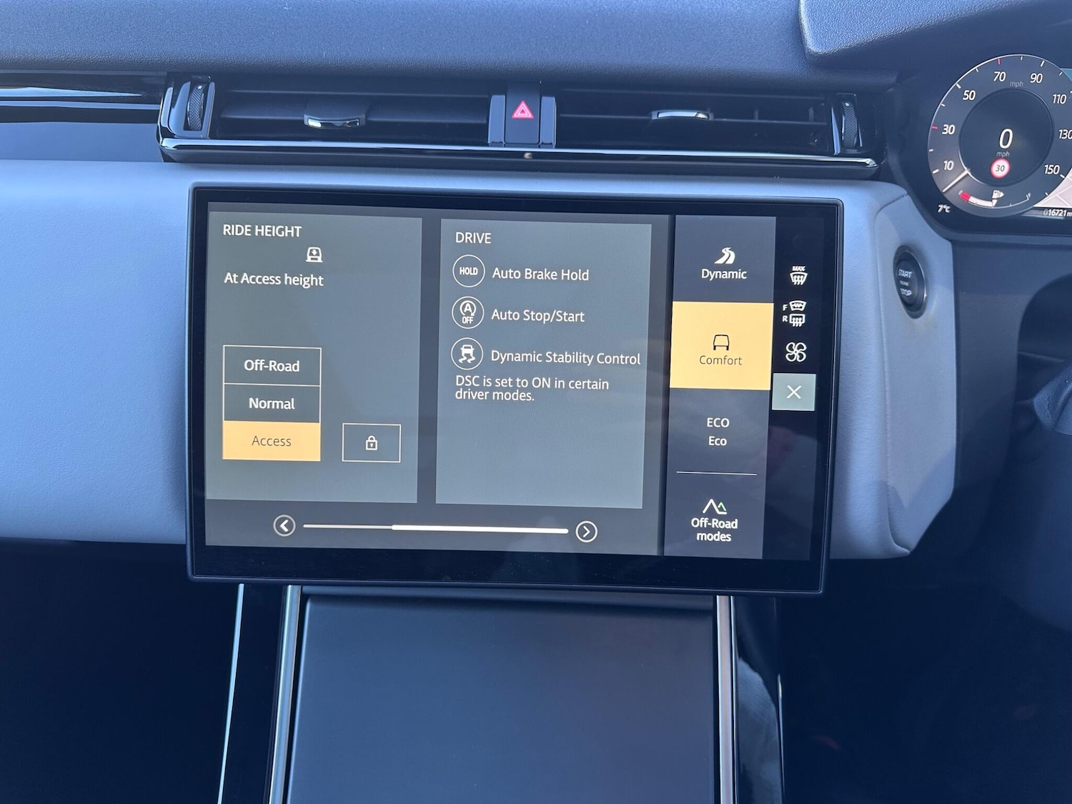 Used Land Rover Range Rover Velar 2023 for sale - 76701827: Photo 31