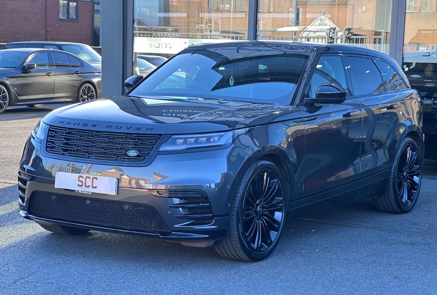 Used Land Rover Range Rover Velar 2023 for sale - 76701827: Photo 4