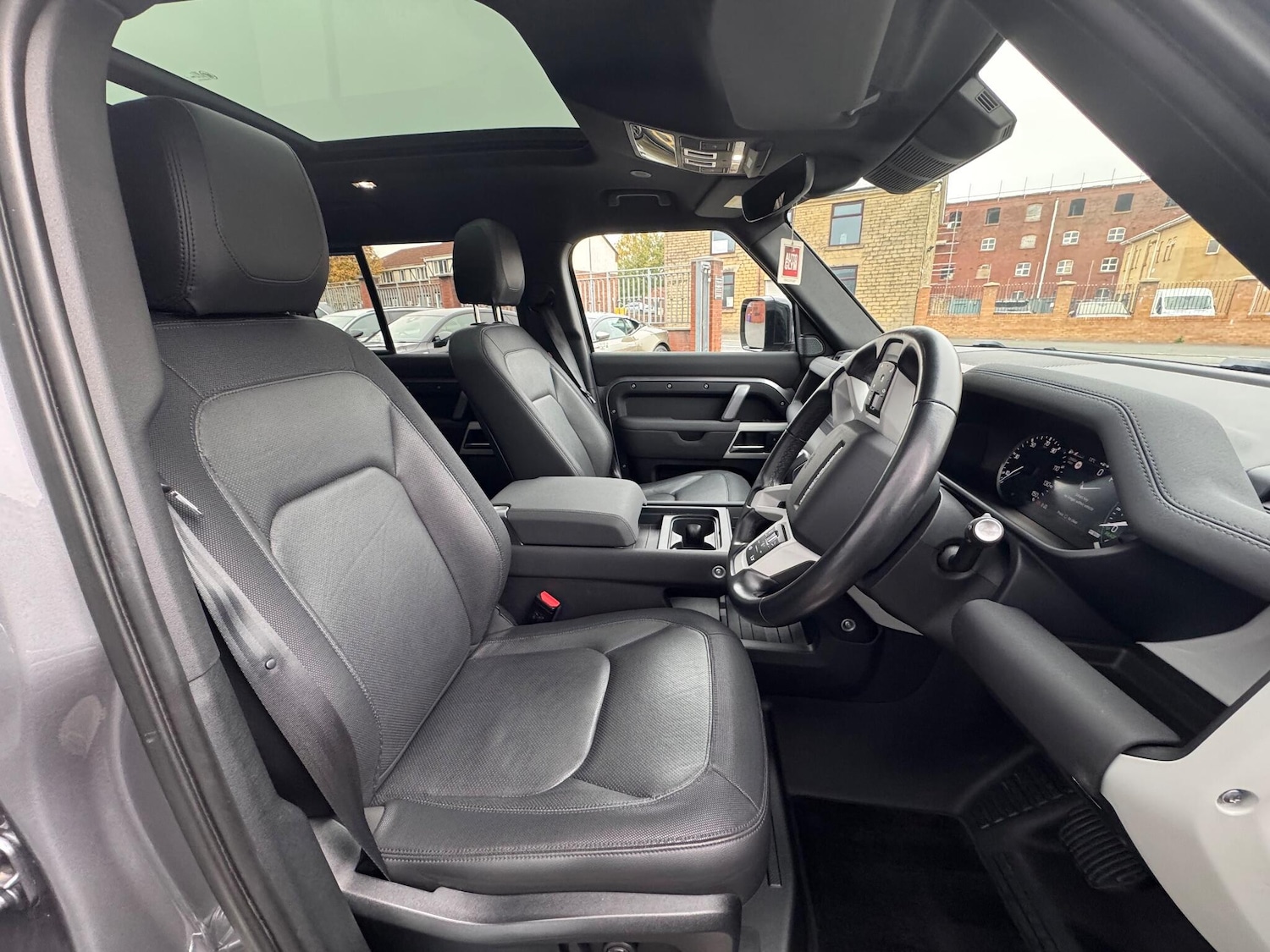 Used Land Rover Defender 110 2023 for sale - 76283849: Photo 17