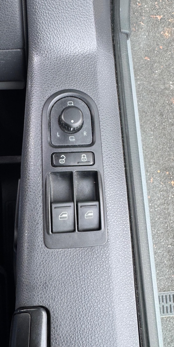 Used Volkswagen Transporter 2014 for sale - 76284072: Photo 14