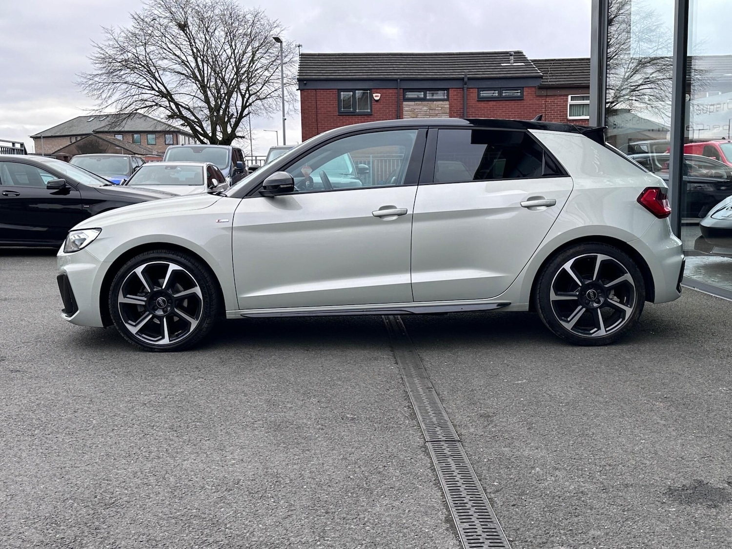 Used Audi A1 2023 for sale - 77377248: Photo 4