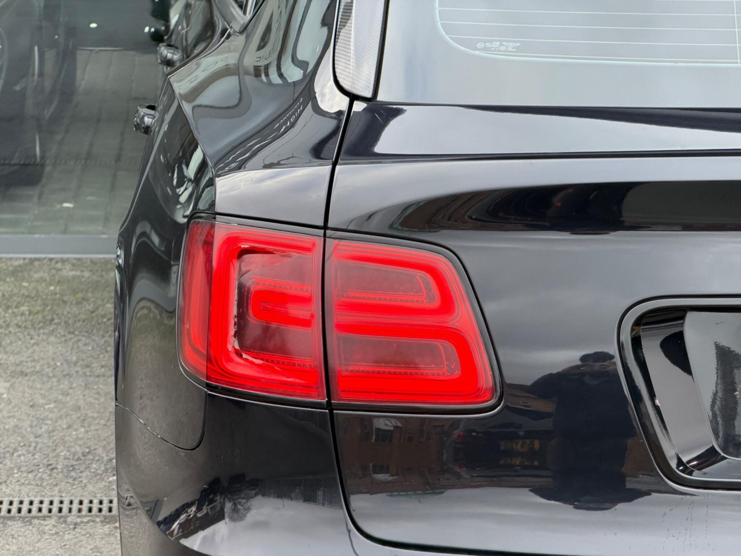 Used Bentley Bentayga 2017 for sale - 77468608: Photo 11