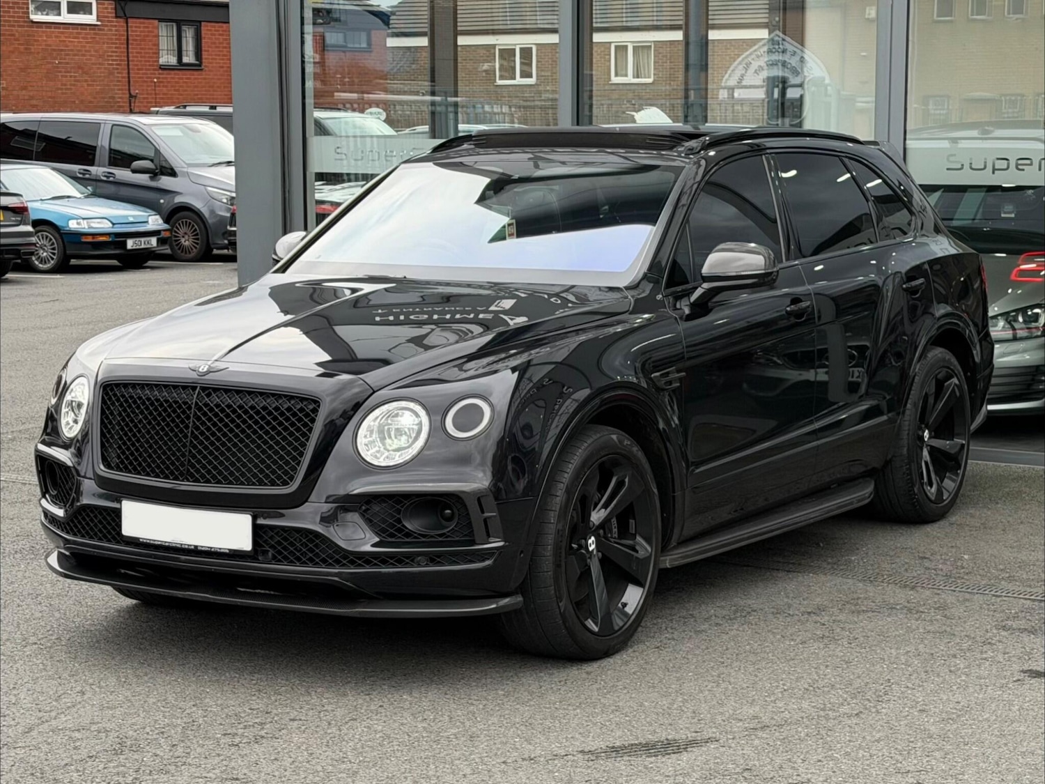 Used Bentley Bentayga 2017 for sale - 77468608: Photo 6