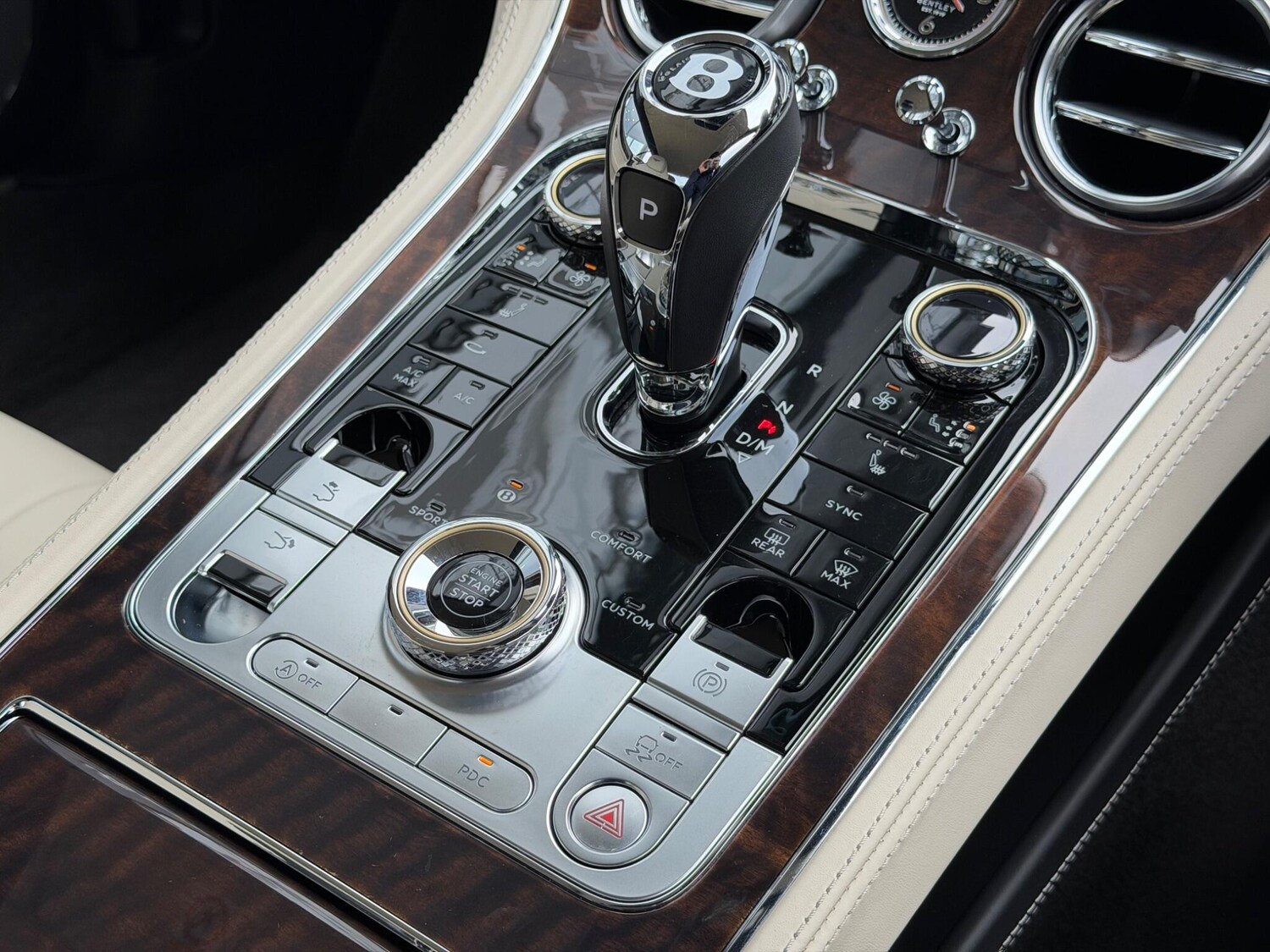 Used Bentley Continental 2018 for sale - 78100109: Photo 17