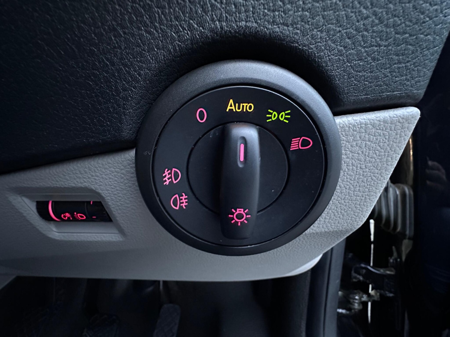 Used Volkswagen Transporter 2016 for sale - 78034320: Photo 30